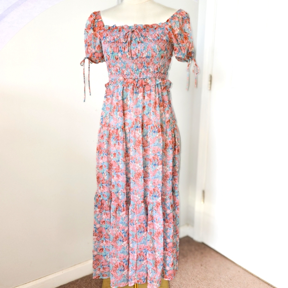 En Saison | Small | Adelina Smocked Floral Tiered Midi Dress - Picture 1 of 14